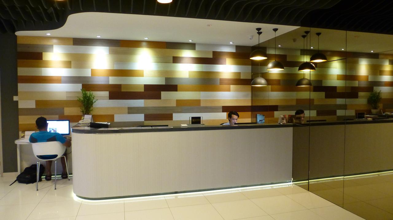 Hotel Uptown Subang Airport Shah Alam Esterno foto