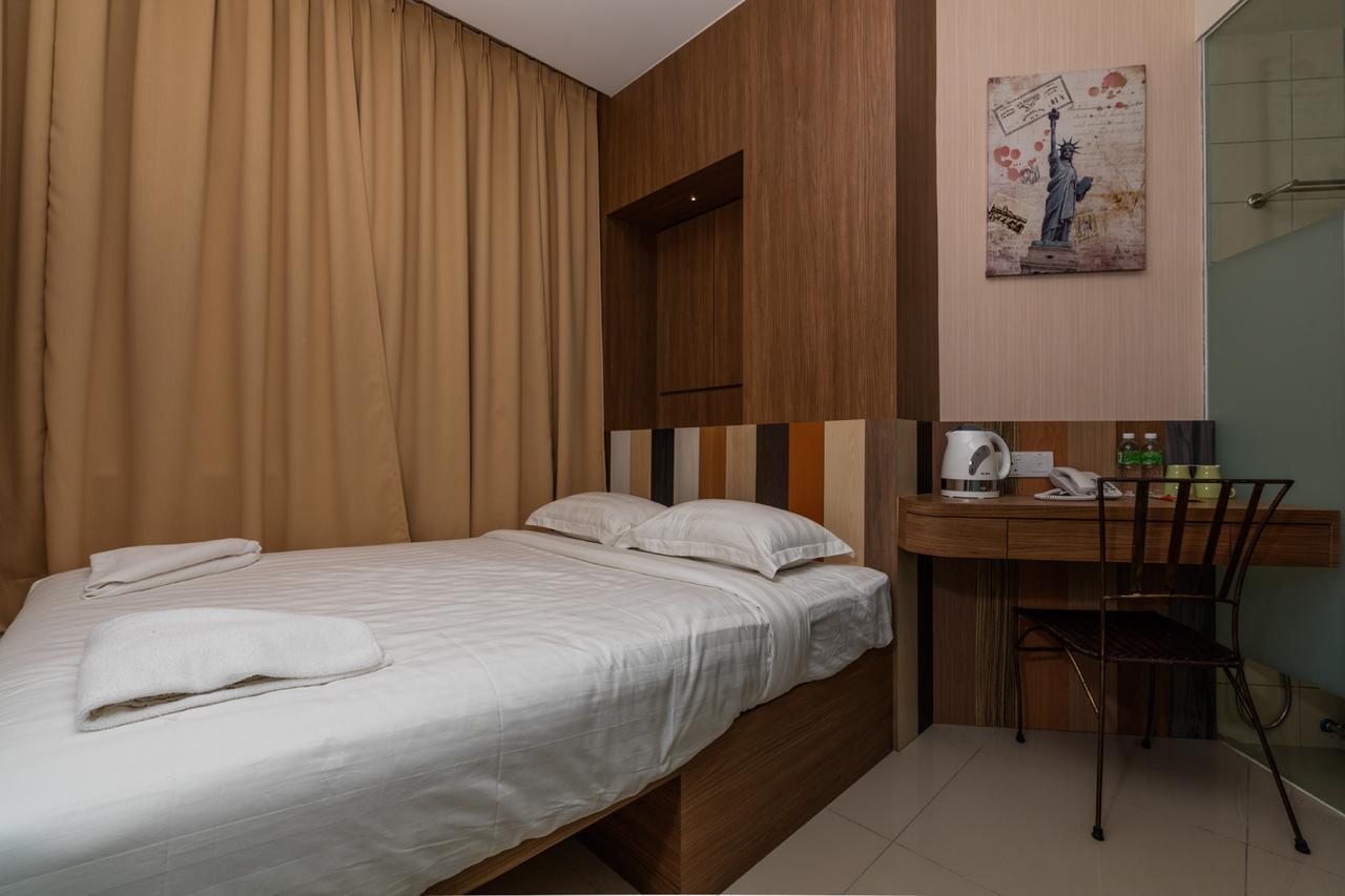 Hotel Uptown Subang Airport Shah Alam Esterno foto