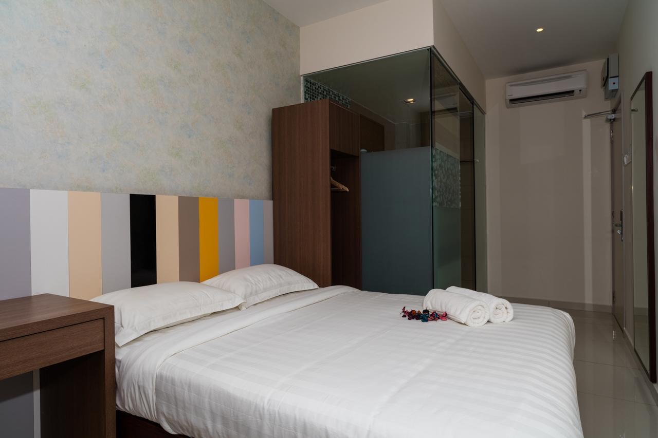 Hotel Uptown Subang Airport Shah Alam Esterno foto