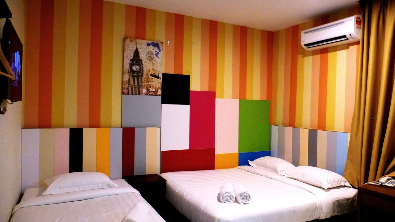 Hotel Uptown Subang Airport Shah Alam Esterno foto